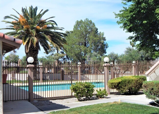 Gran piscina - 1341 Del Mar St