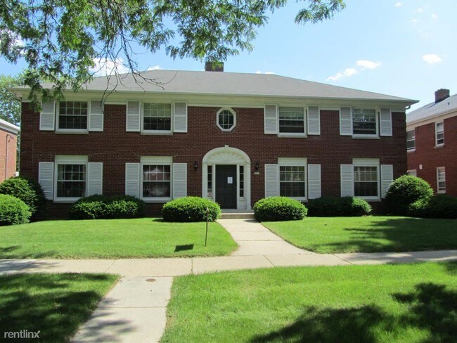 Foto del edificio - 9223 W North Ave