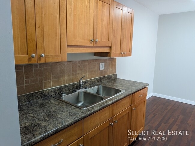 Photo du bâtiment - 1755 No 9 Highway202