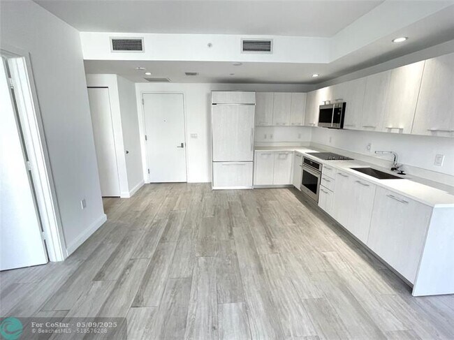 Foto del edificio - 55 SW 9th St