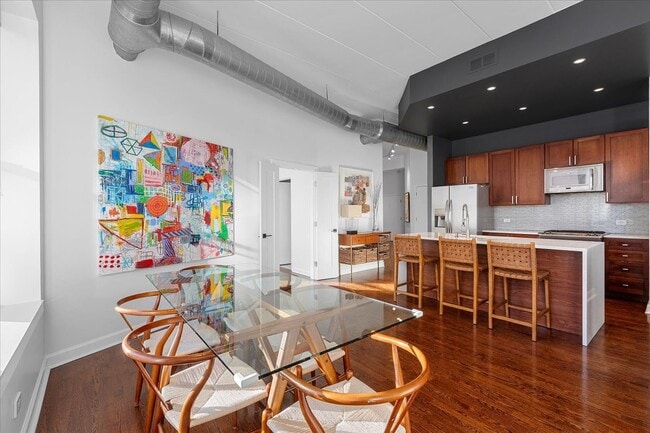 Foto del edificio - 936 W Madison St