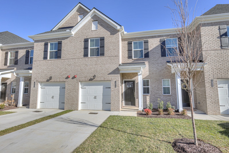 Photo - 204 Douglas Bend Rd (Gallatin, TN)