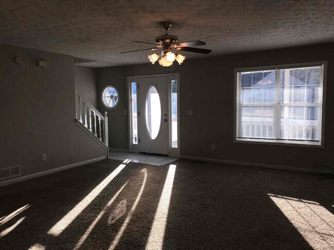 Building Photo - 1009 Bay Ridge Dr