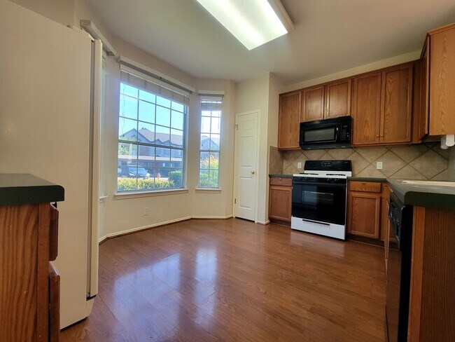 Building Photo - 12401 Los Indios Trail