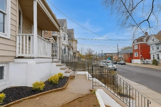 Building Photo - 241 Peshine Ave