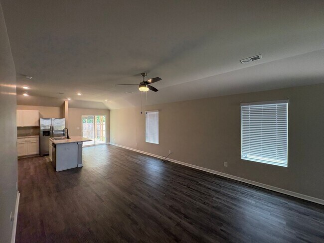 Foto del edificio - 501 Savannah St