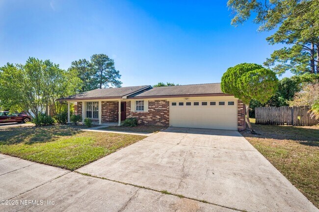 Foto del edificio - 2726 Winrock Dr W