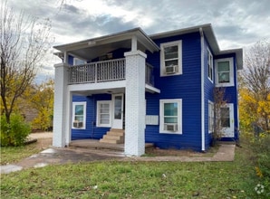 Building Photo - 1725 State St