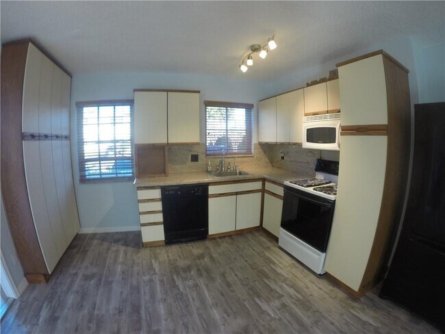 Foto del edificio - 500 SW 15th St