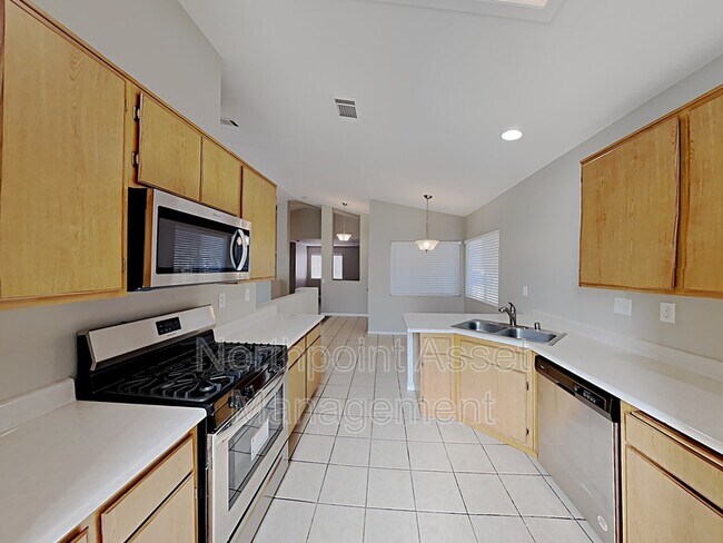 Foto del edificio - 105 Beaver Ridge Ave