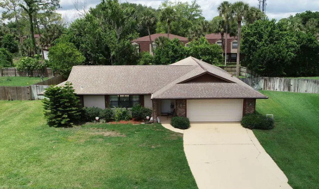 Building Photo - 839 Chickadee Dr