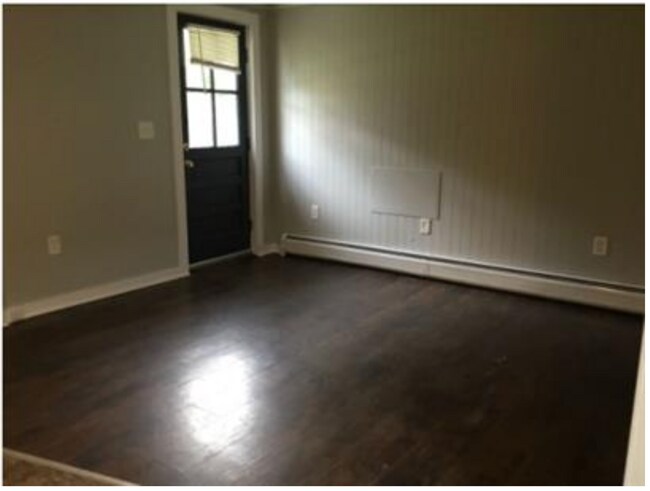 Foto del edificio - 4 S Main St