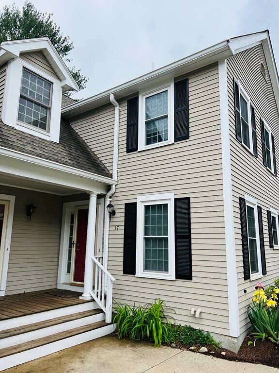 17 Bellwood Cir, Bellingham, MA 02019 Townhome Rentals in Bellingham