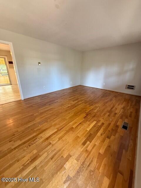 Building Photo - 209 Shamrock Dr