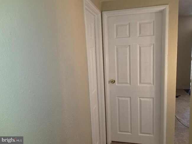 Building Photo - 1411 Forest Ln