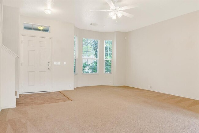 Foto del edificio - 29731 Sullivan Oaks Dr