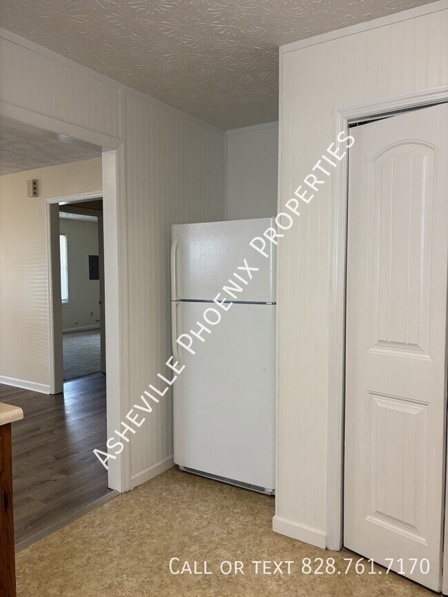 Foto del edificio - 10A Mountain View Rd-Unit A