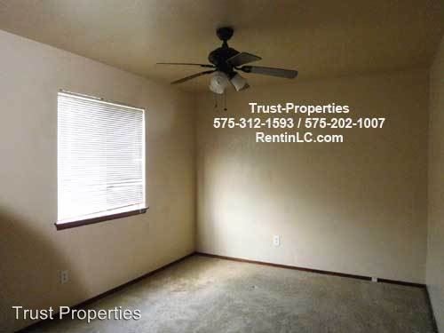 Foto del edificio - 3135 Hillrise Dr