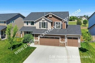 Building Photo - 5218 N Zamora Way