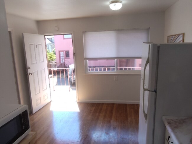 Foto del edificio - 2232 Channing Way