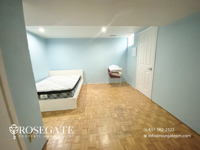 Building Photo - Pet-Friendly 3-Bedroom Basement Apartment with Parking – Scarborough