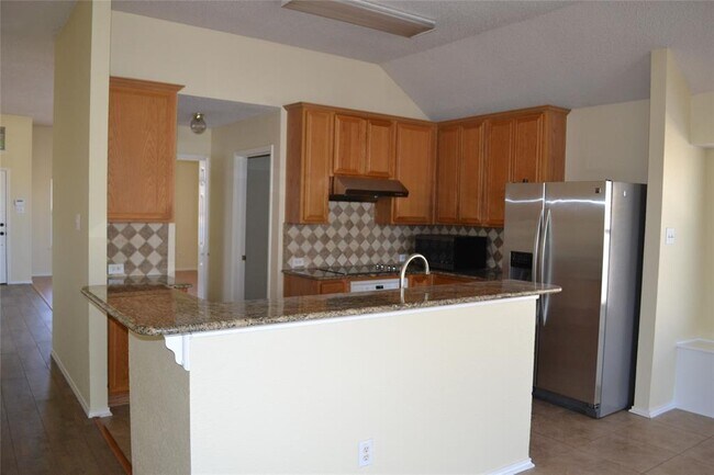 Building Photo - 8308 Fountain Ridge Dr