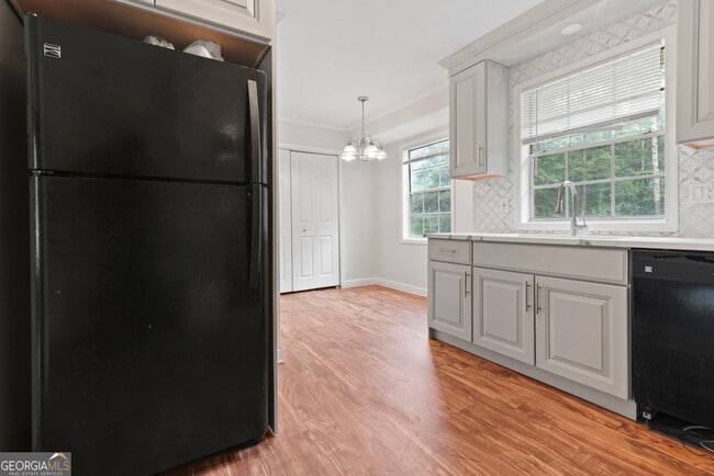 Building Photo - 1492 Tanglewood Way NW