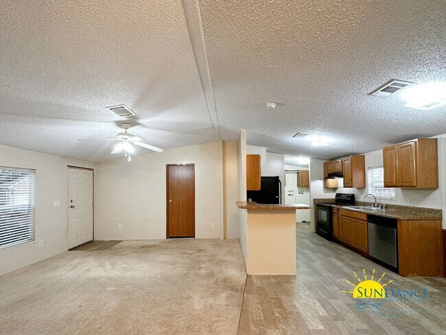 Building Photo - Nice 3 Bedroom Home in Fort Walton!