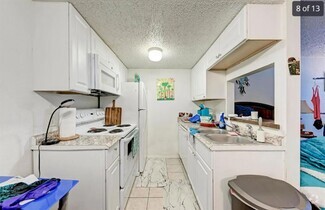 Building Photo - 306 E 30th St