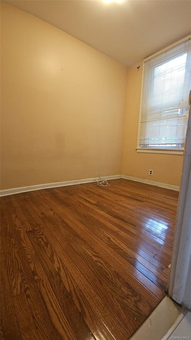 Foto del edificio - 272 New Jersey Ave