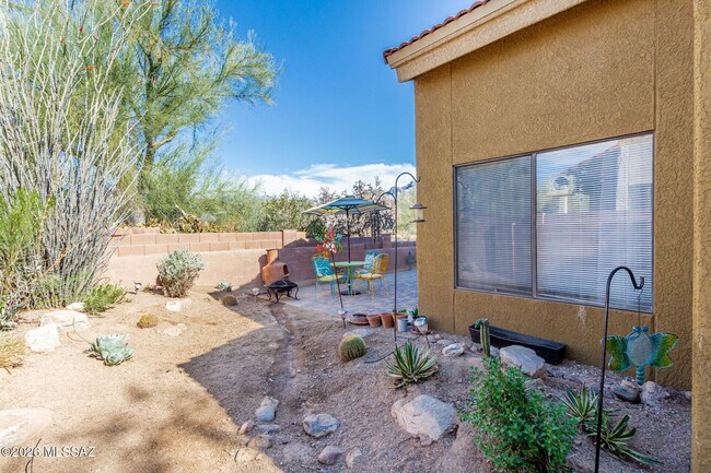 Foto del edificio - 10472 N Fair Mountain Dr
