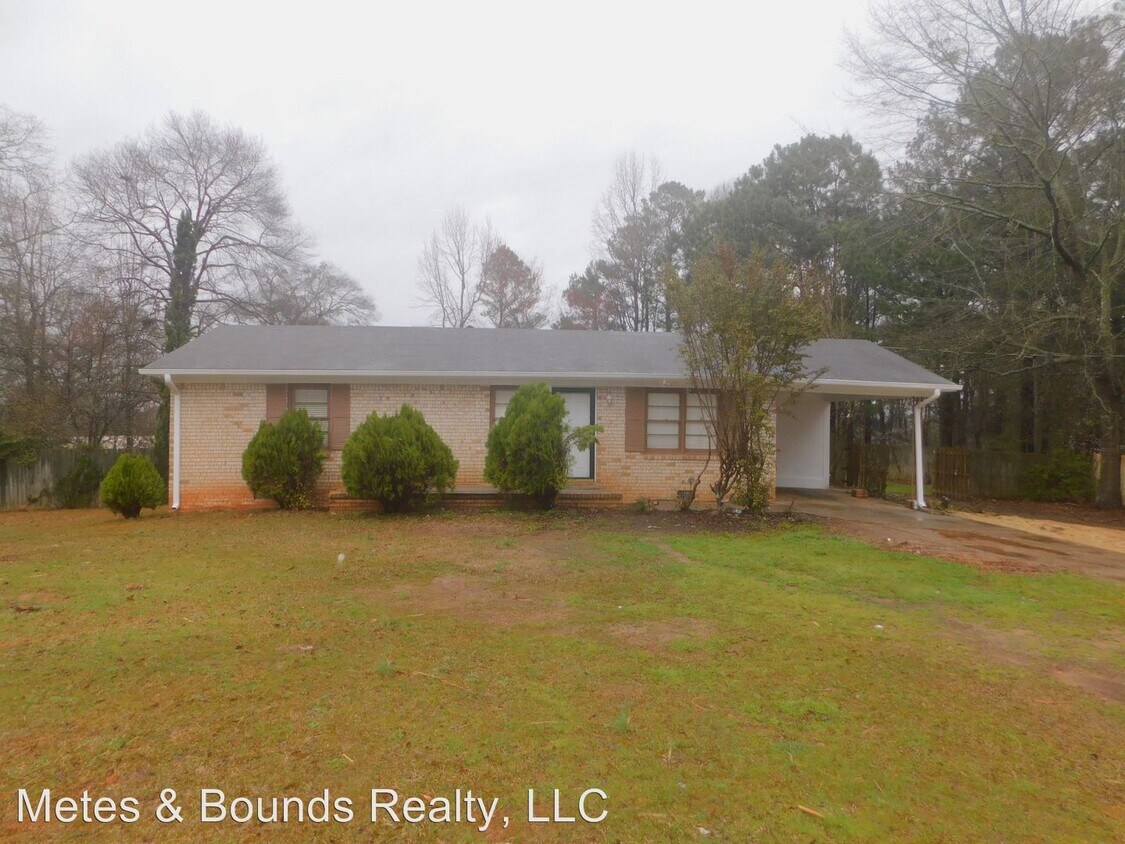 Primary Photo - 3 br, 1 bath House - 292 West Teamon Circle