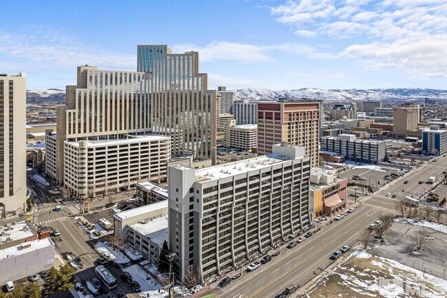 Foto del edificio - 450 N Arlington Ave