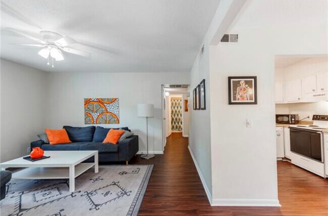 Foto del edificio - 2606 Park Rd