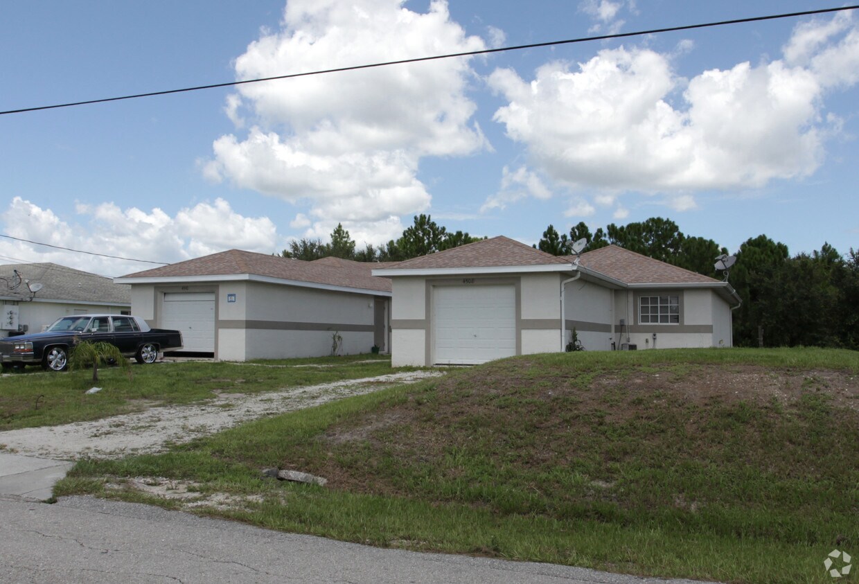 Building Photo - 4508 Douglas Ln