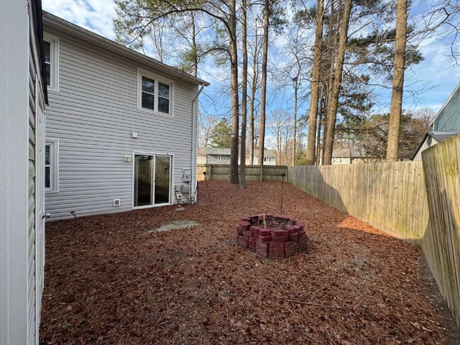 Building Photo - 4335 Stafford Dr