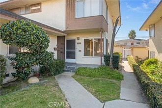 Building Photo - 5150 W Slauson Ave