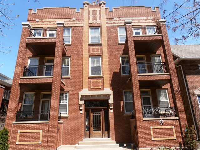 Primary Photo - 4050 W Warwick Ave
