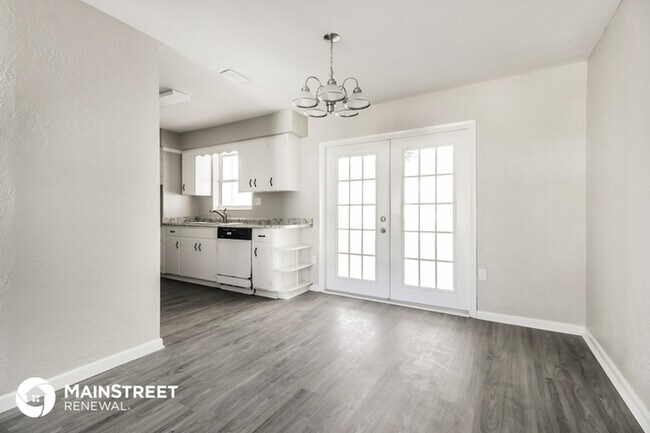 Building Photo - 1625 Rosedale St