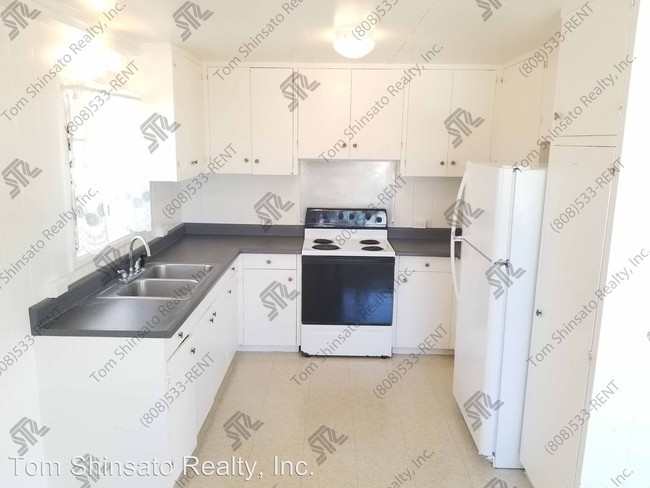 Building Photo - 47-435-435 Waihee Rd
