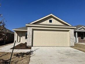 Building Photo - 1613 Elliott Rd