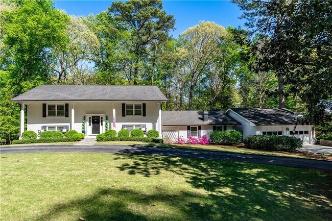 Foto del edificio - 4115 Glen Devon Dr NW