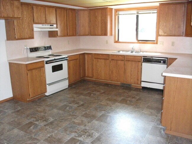 Foto del edificio - Great Location! 3 Bed/2 Bath Single Story ...