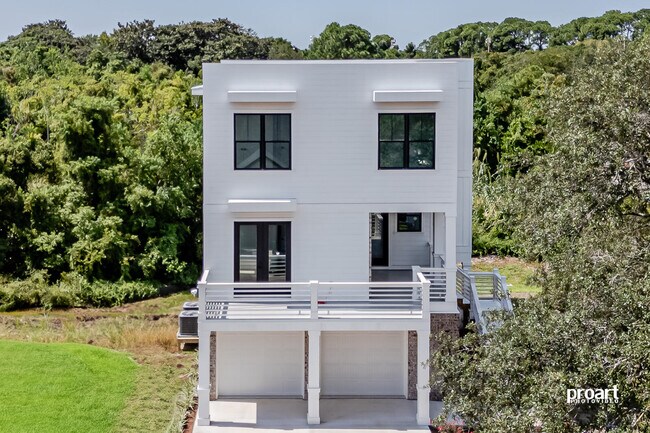 Building Photo - 508 Sibert Ave