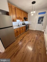 Building Photo - 1137 W Lombard St