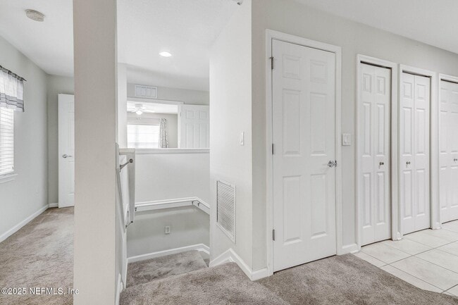 Building Photo - 6609 Spring Flower Ct