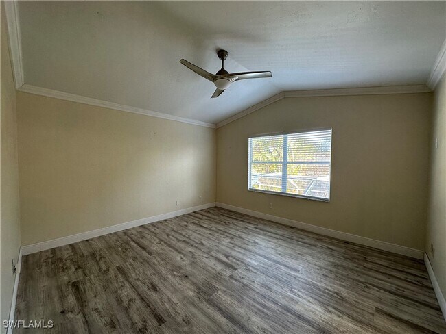 Foto del edificio - 12870 Eagle Pointe Cir