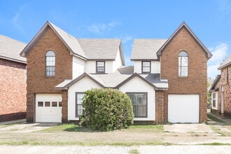 Building Photo - 7782 Hickory Meadow Rd