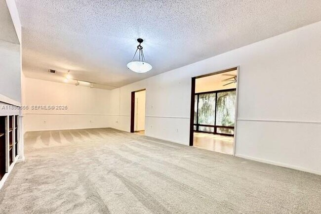 Foto del edificio - 2816 SW 14th Dr