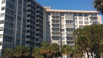 Building Photo - 10777 W Sample Rd